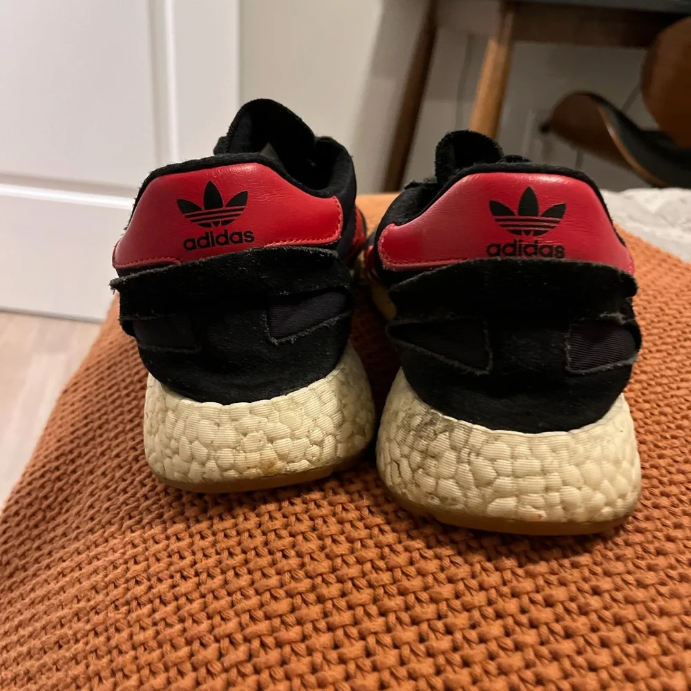 Adidas Iniki Boost - Picture 3 of 7